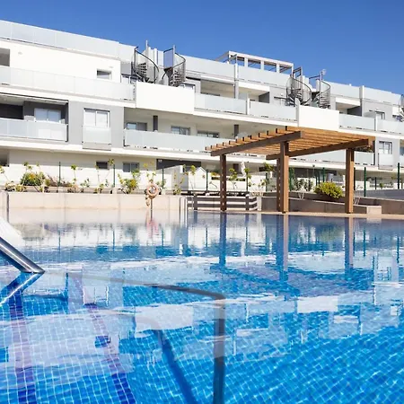 Maday , Big Terrace And Swimingpool Apartment *